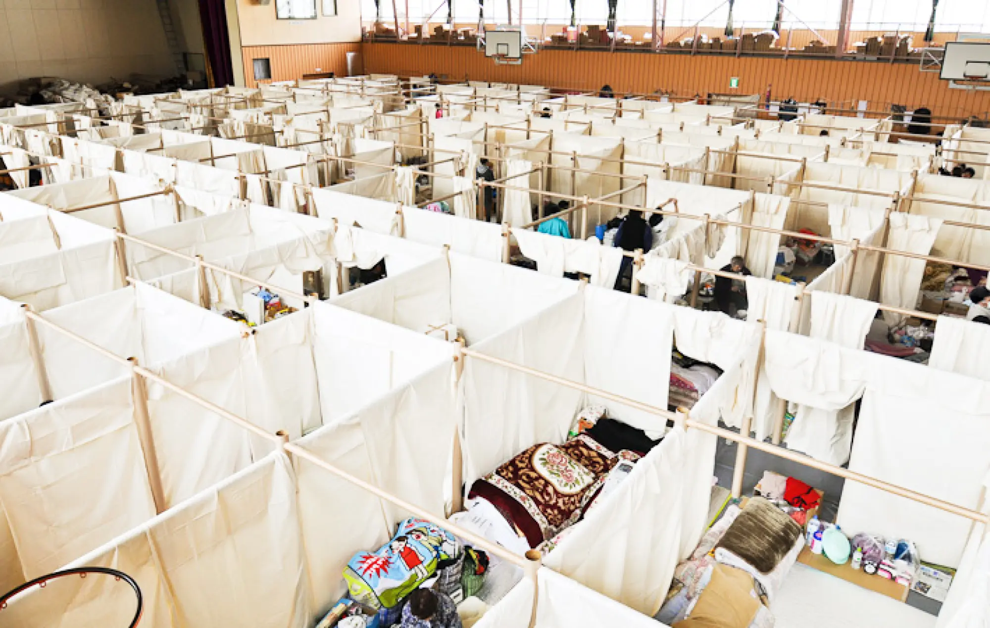 Paper Partition System - Intimita z nás robí ľudí