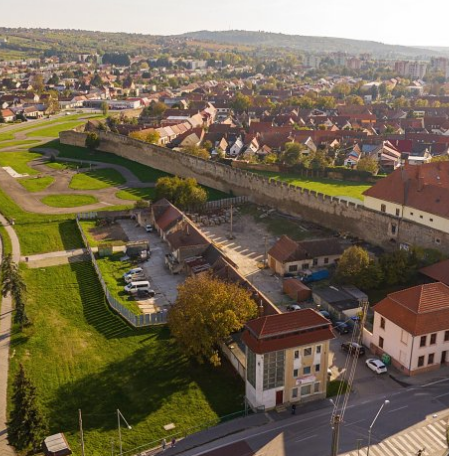 Mestský park Pod Hradbami v Skalici