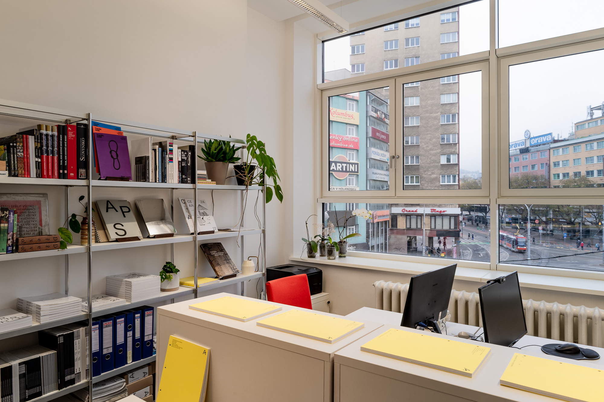 Nestránkový deň 2. apríla (štvrtok)